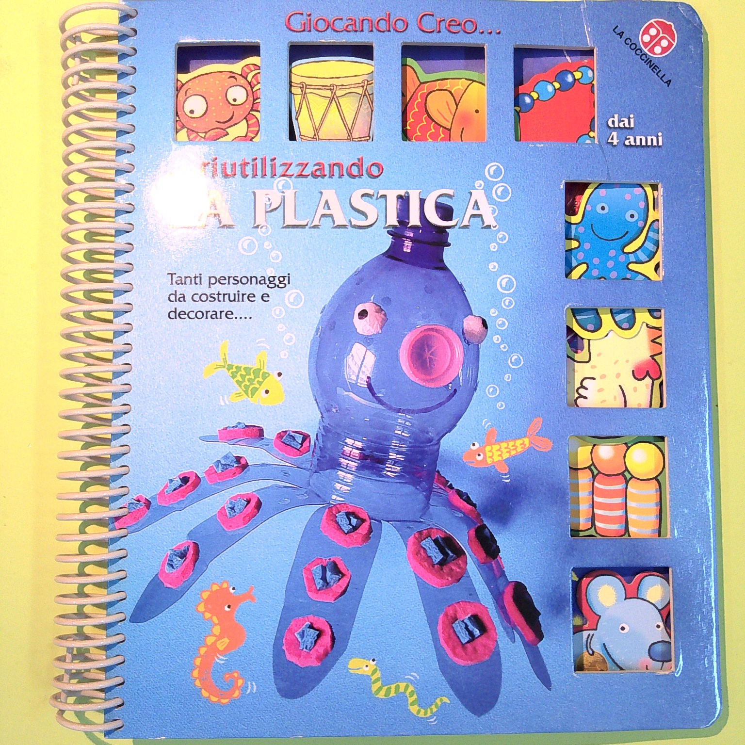 GIOCANDO CREO RIUTILIZZANDO LA PLASTICA