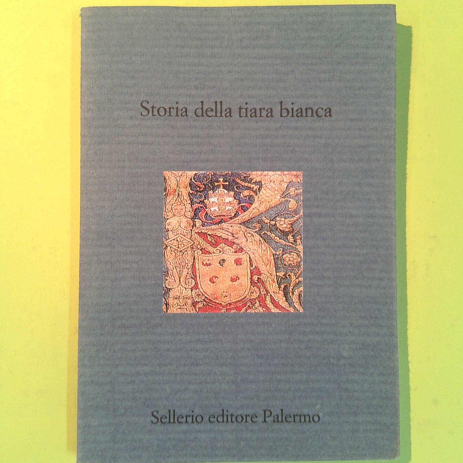 STORIA DELLA TIARA BIANCA