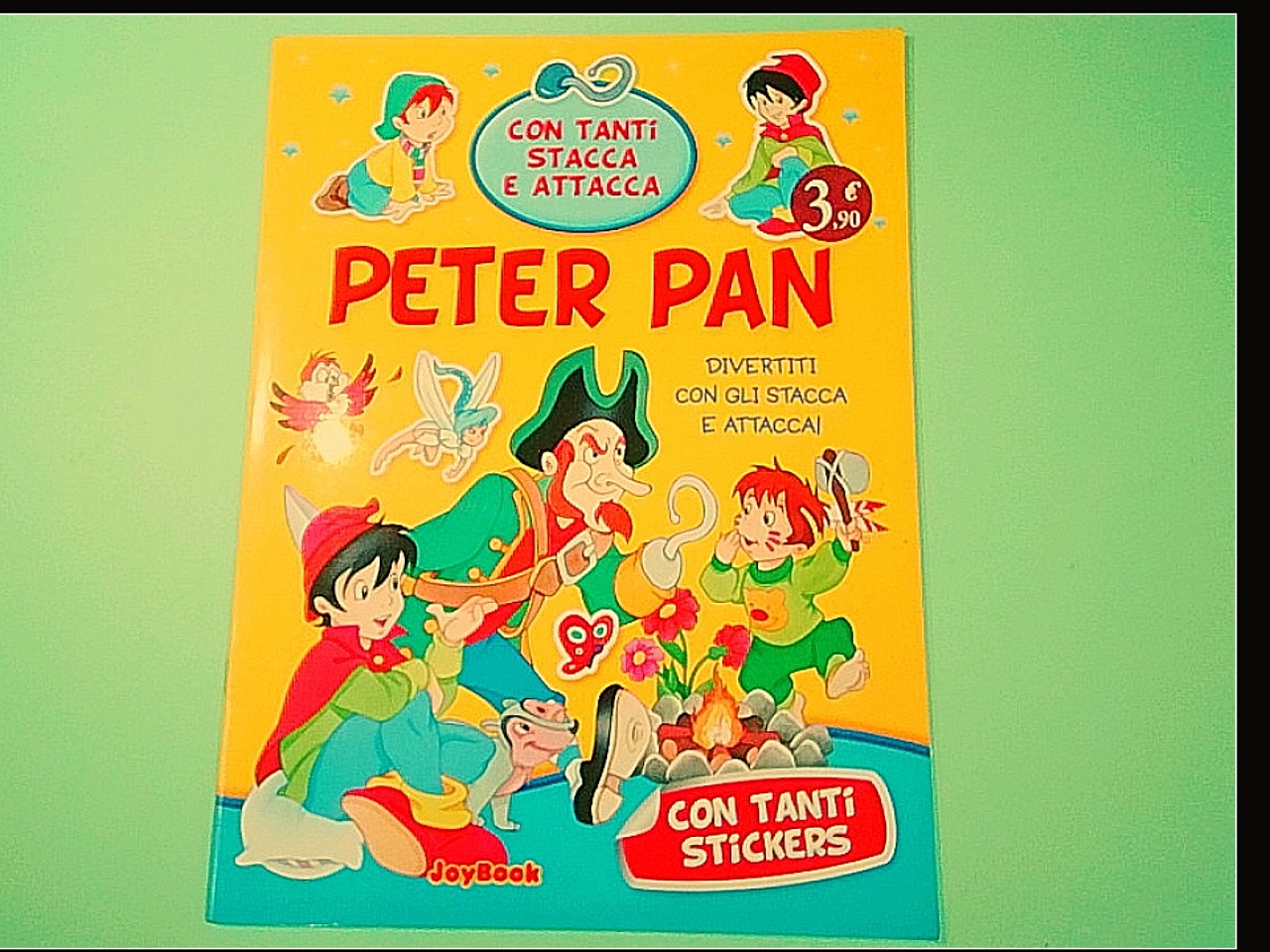 PETER PAN CON TANTI STICKERS