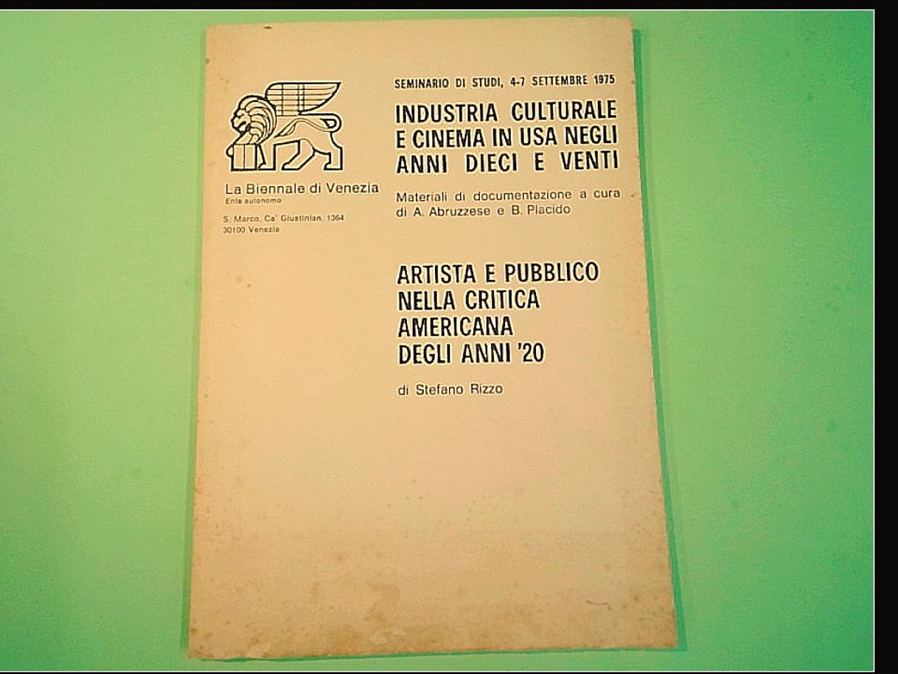 ARTISTA E PUBBLICO NELLA CRITICA AMERICANA DEGLI ANNI 20