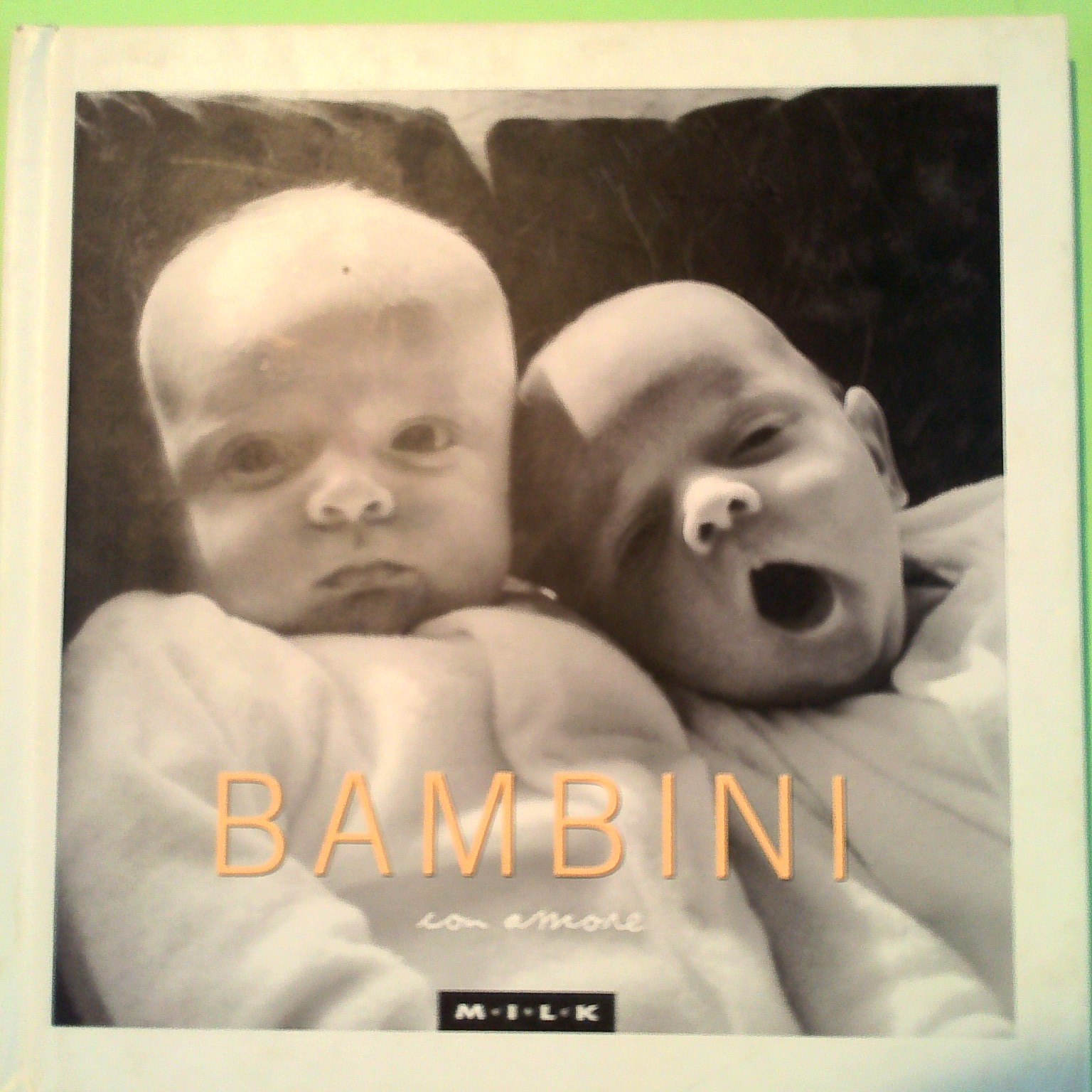 BAMBINI CON AMORE