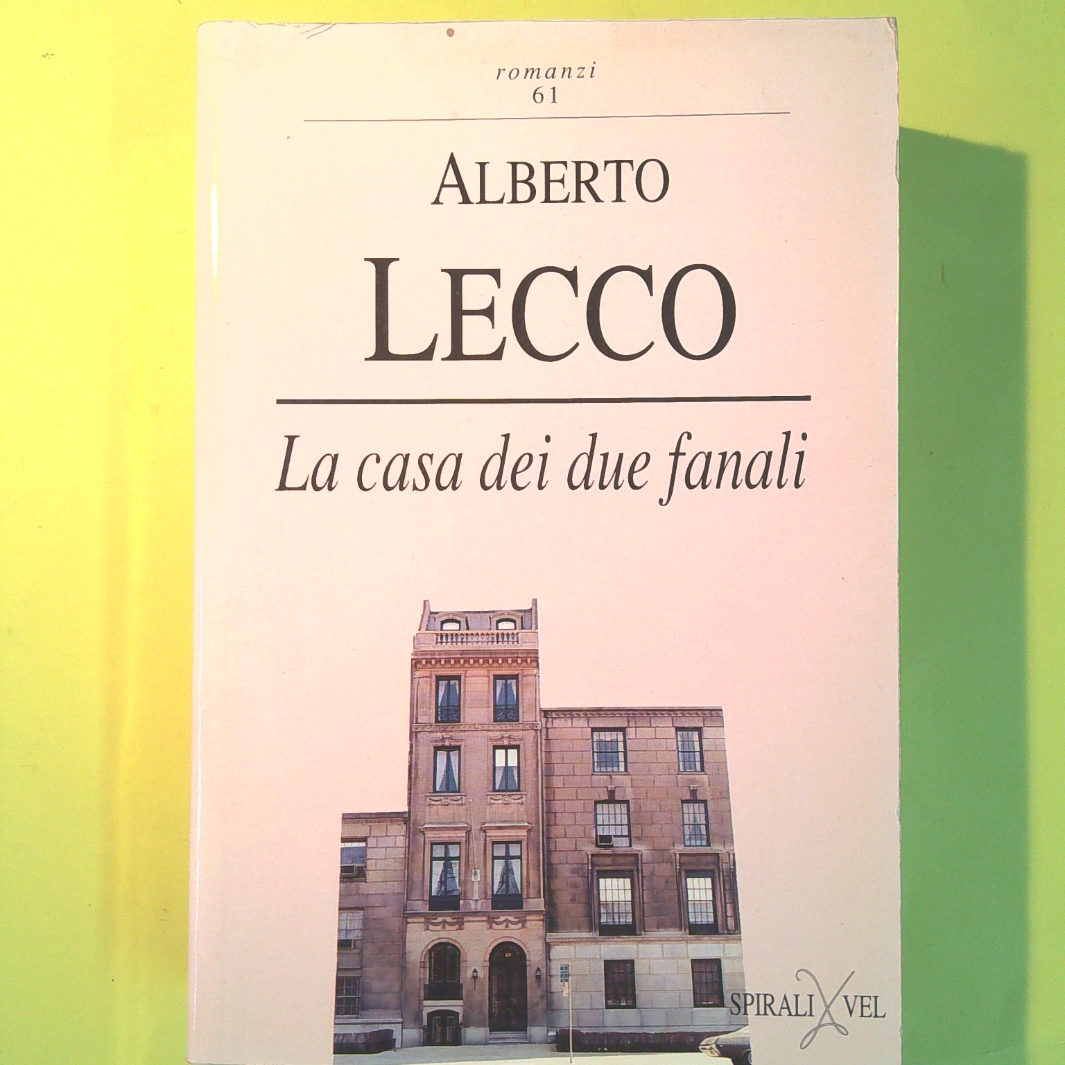 LA CASA DEI DUE FANALI