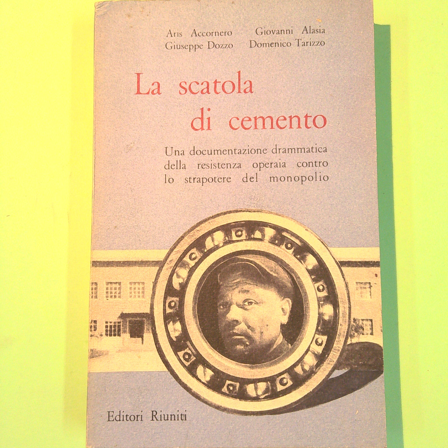 LA SCATOLA DI CEMENTO