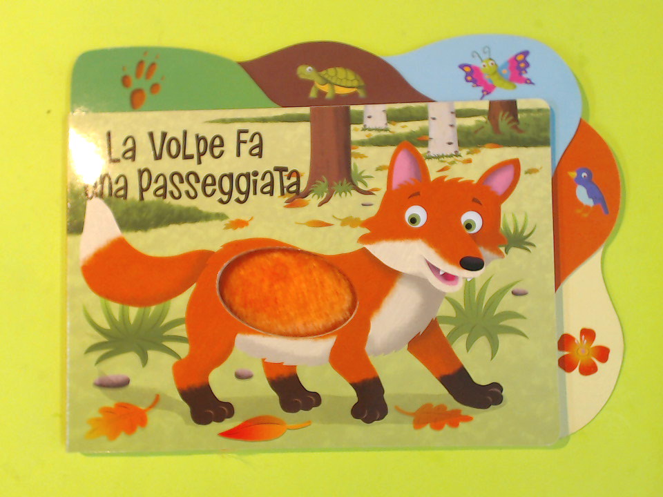 LA VOLPE FA UNA PASSEGGIATA