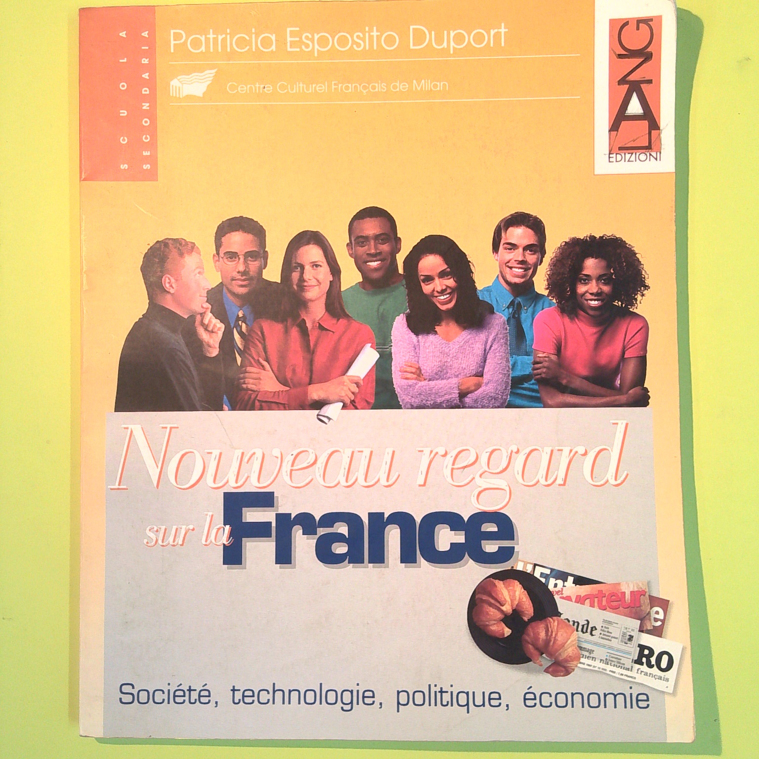 NOUVEAU REGARD SUR LA FRANCE