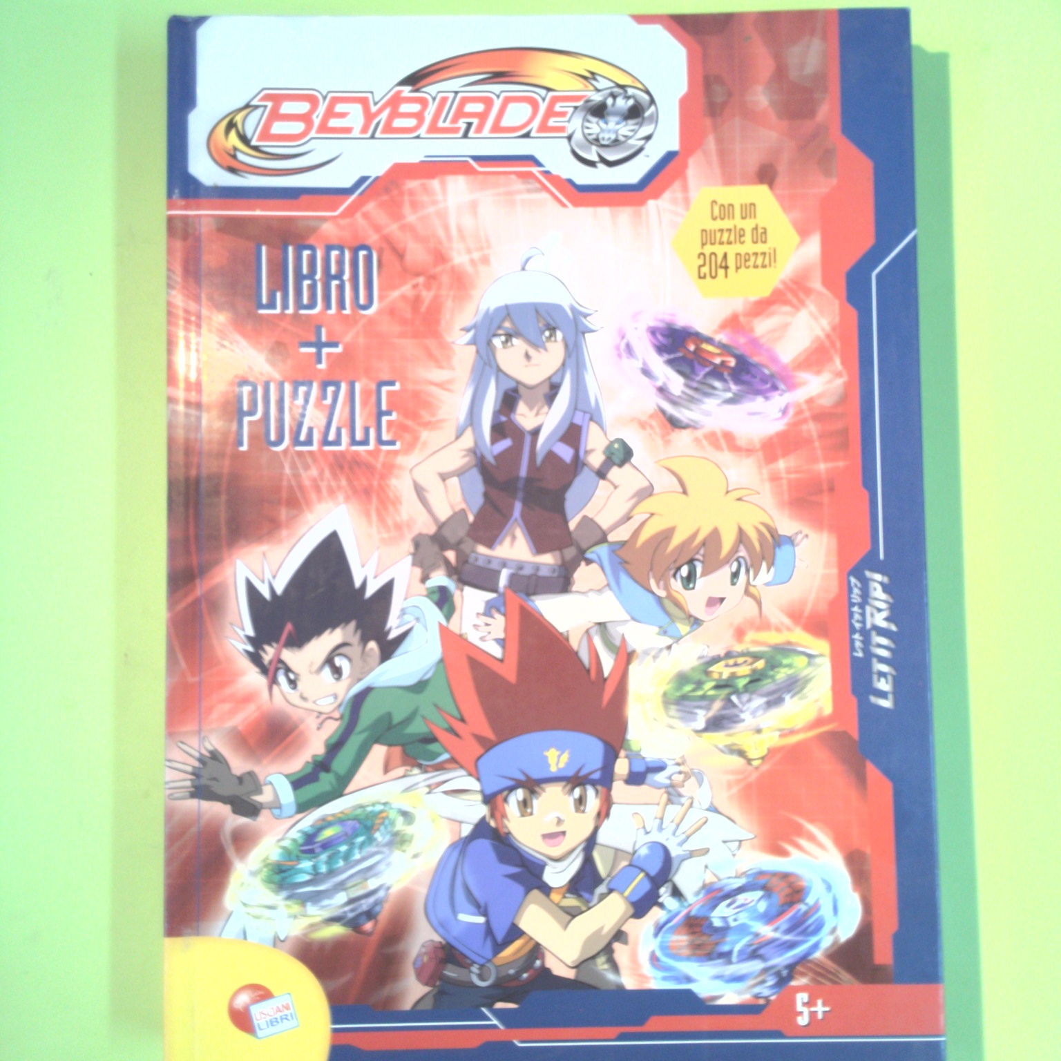 BEYBLADE LIBRO + PUZZLE DA 204 PEZZI