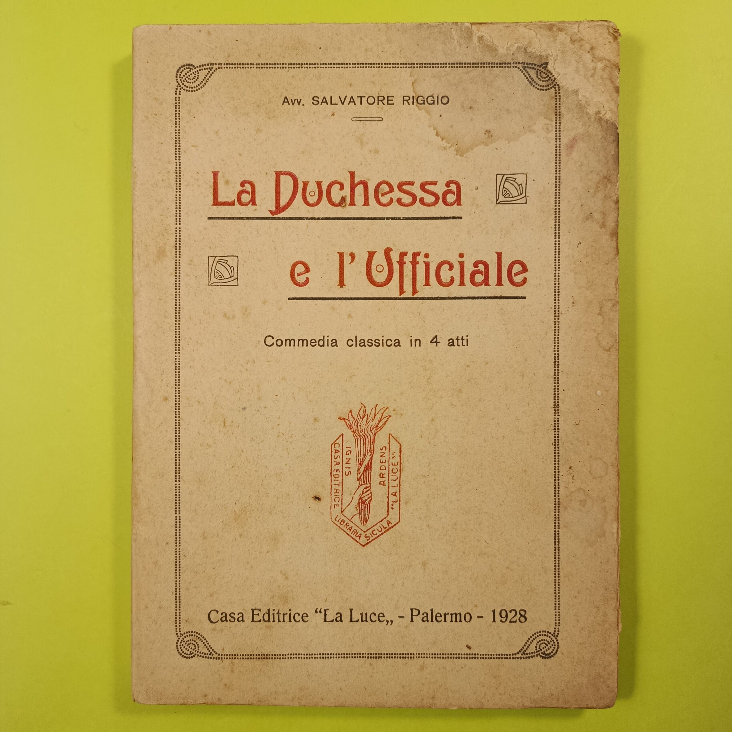 LA DUCHESSA E L'UFFICIALE