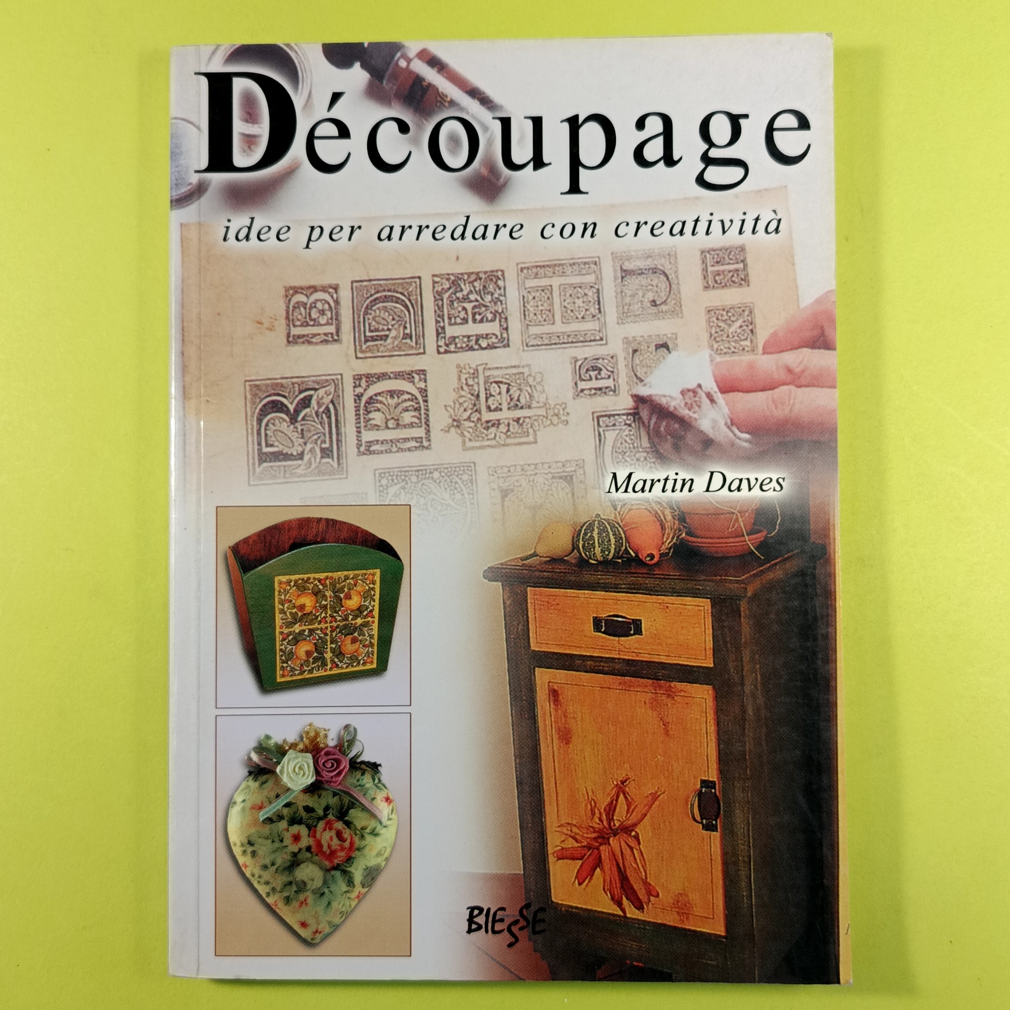 DECOUPAGE