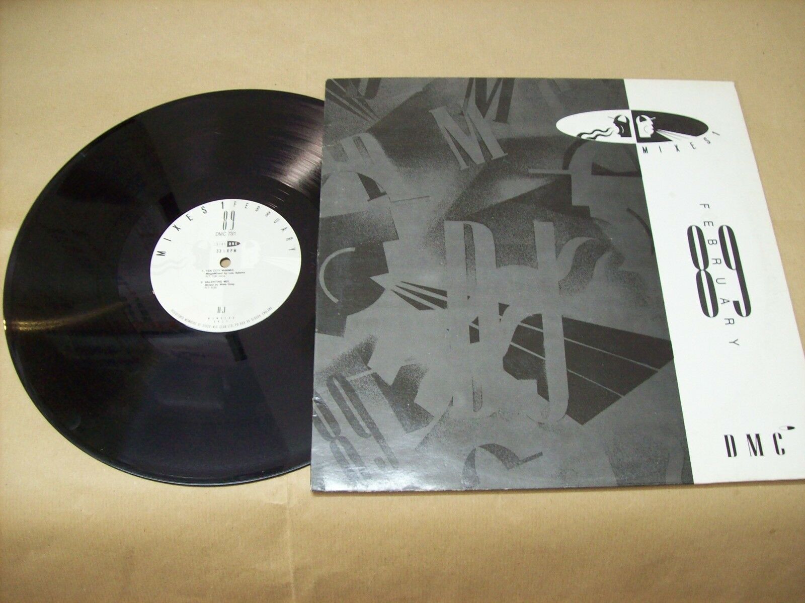 FEBRUARY 89 MIXES 1 DMC 73/1 33 GIRI 1989