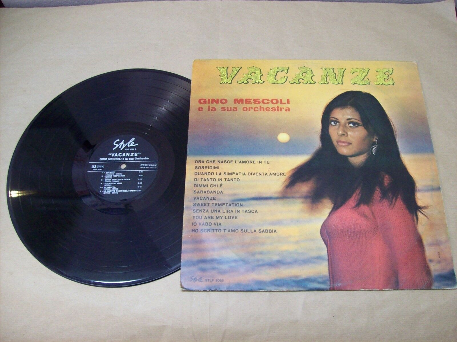 GINO MESCOLI E LA SUA ORCHESTRA VACANZE STYLE STLP 8066 33 GIRI