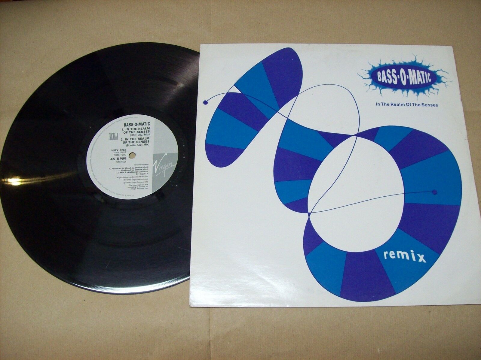 BASS O MATIC IN THE REALM OF THE SENSES REMIX VIRGIN VSTX 1265 45 GIRI 12" 1990