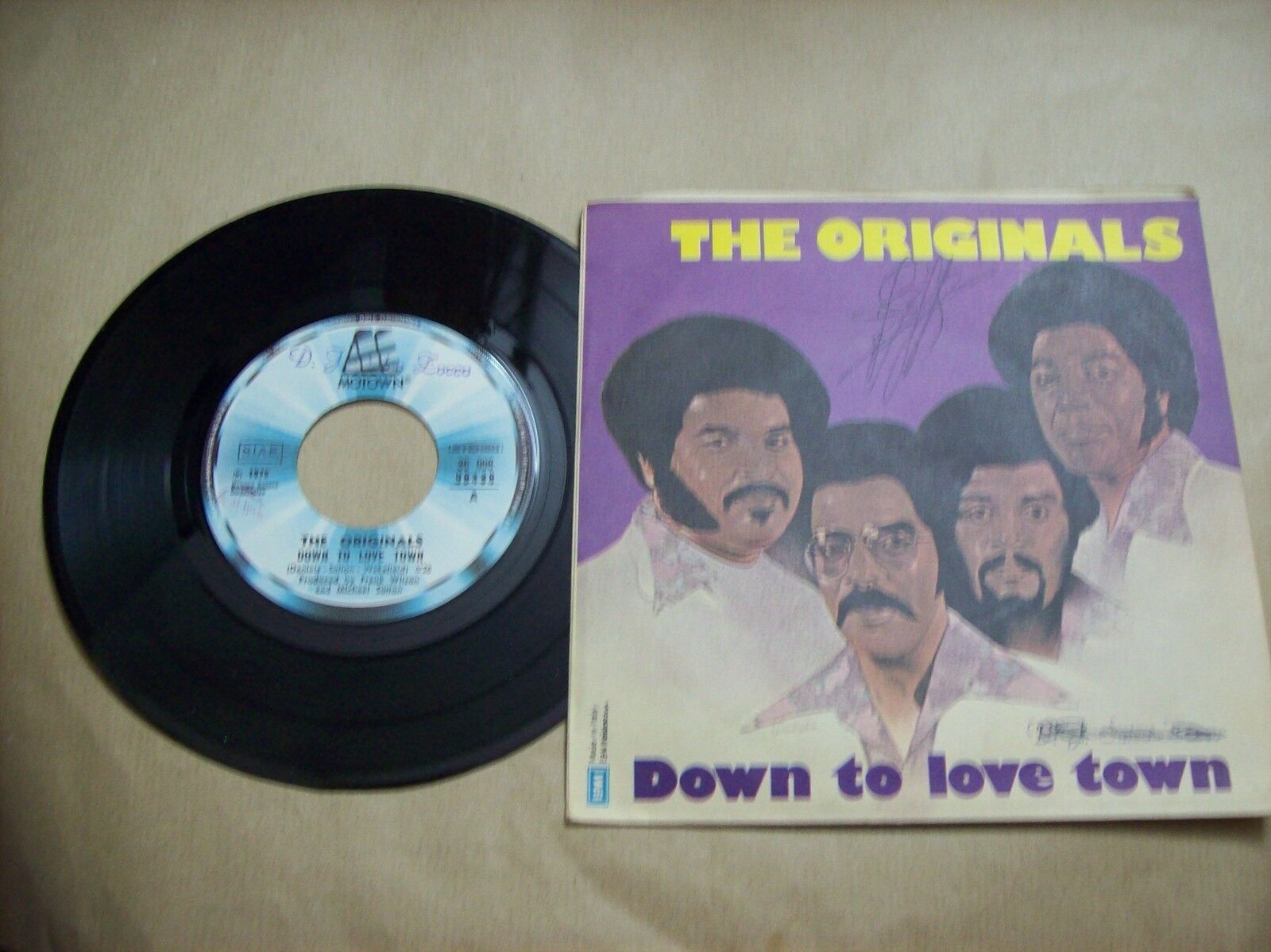 THE ORIGINALS DOWN TO LOVE TOWN MOTOWN 3C 006 98 438 45 GIRI 1976