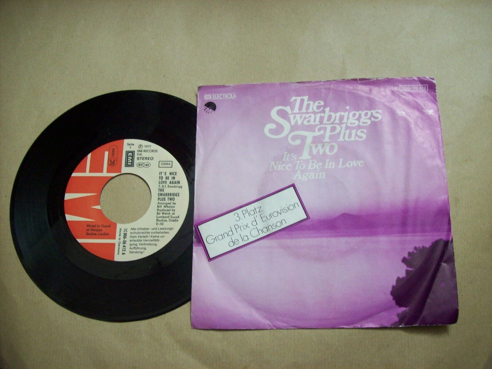 THE SWARBRIGGS IT'S NICE TO BE IN LOVE AGAIN/HERE WAS ARE AGAIN EMI 1C 006 06412