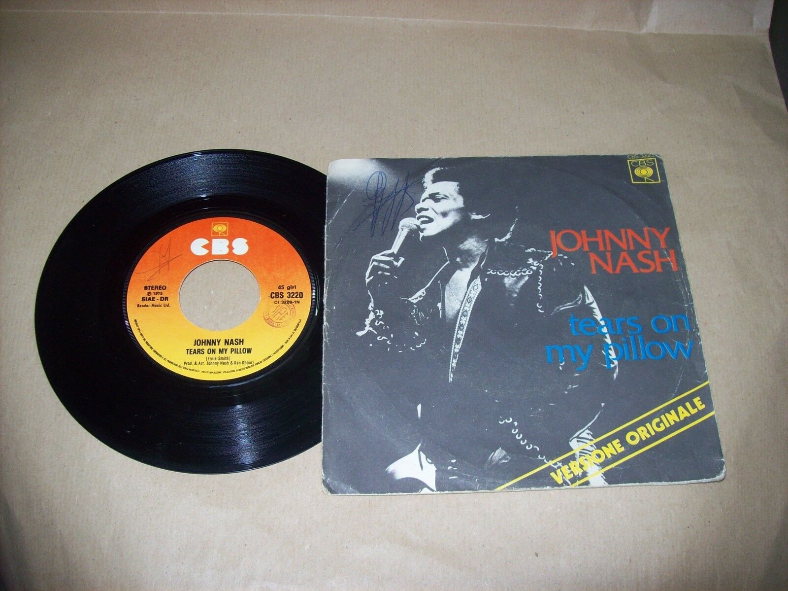 JOHNNY NASH TEARS ON MY PILLOW / BEAUTIFUL BABY CBS 3220 45 GIRI 1975
