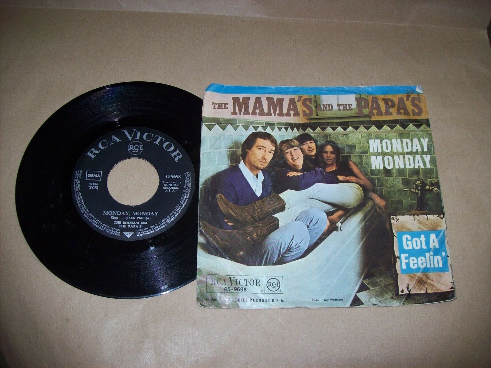 THE MAMA'S AND THE PAPA'S MONDAY MONDAY / GOT A FEELIN' RCA 45 9698 45 GIRI